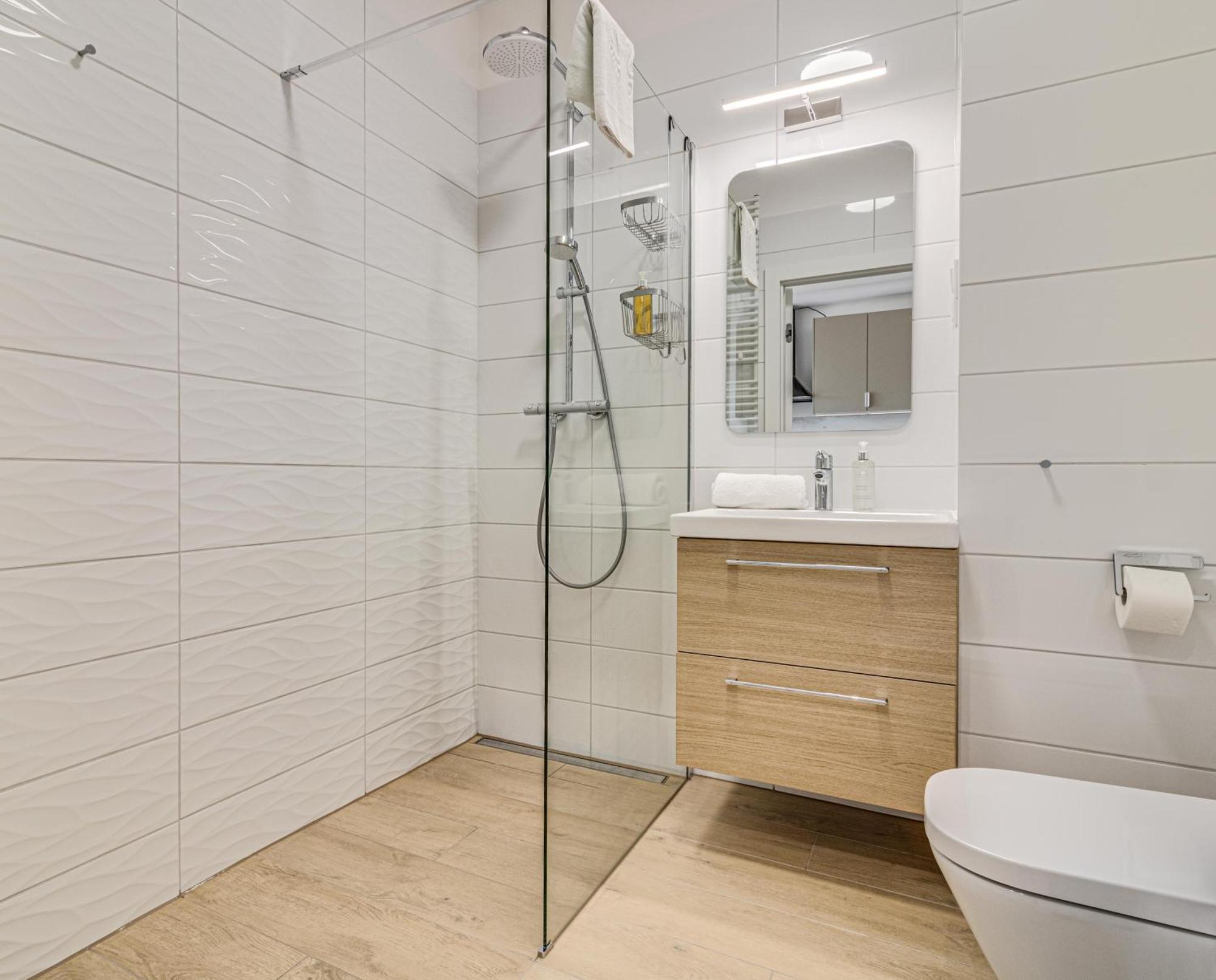 Rentplanet - Dmowskiego Apartment